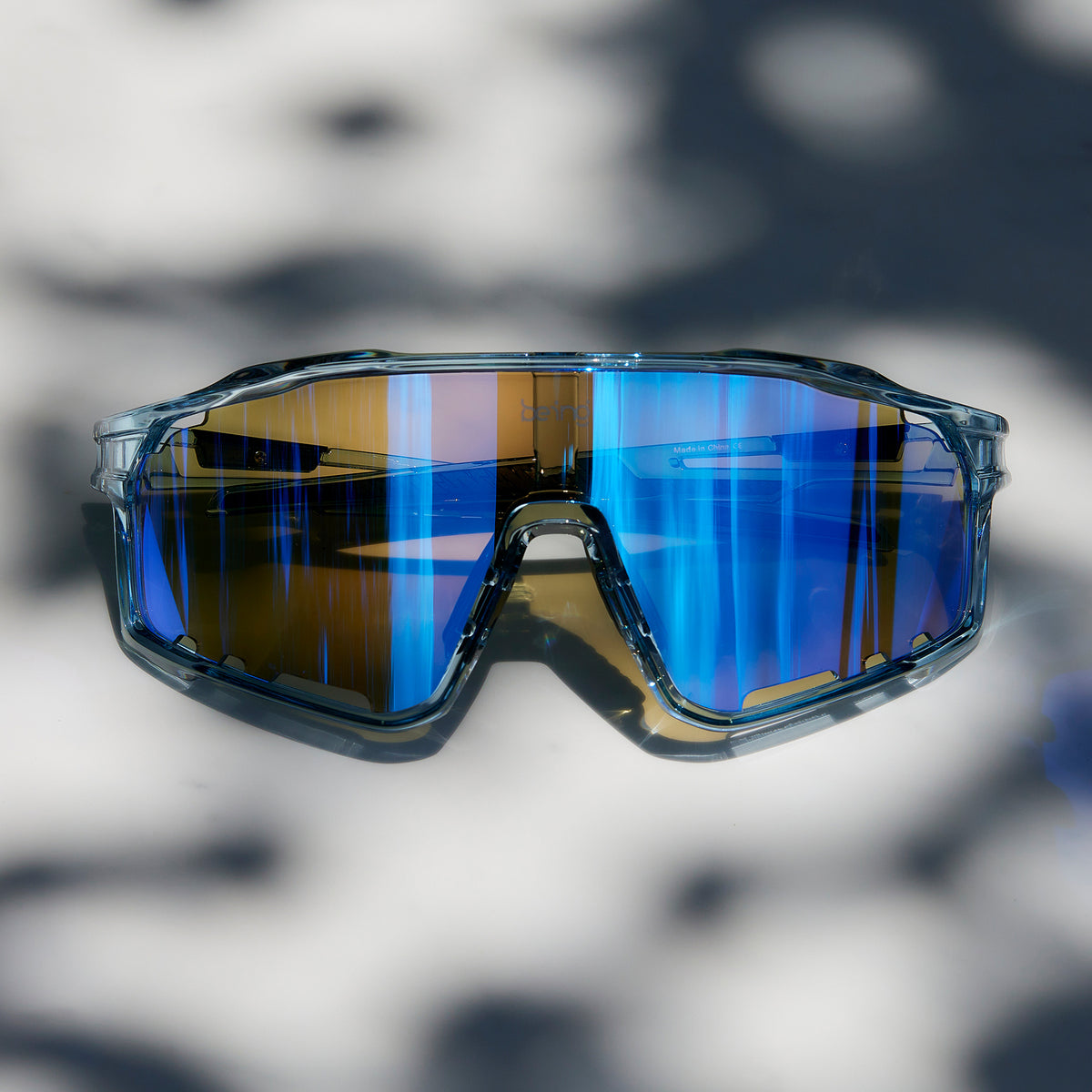 Libero【ブルー】Blue Mirror Lens(紫外線調光) – being